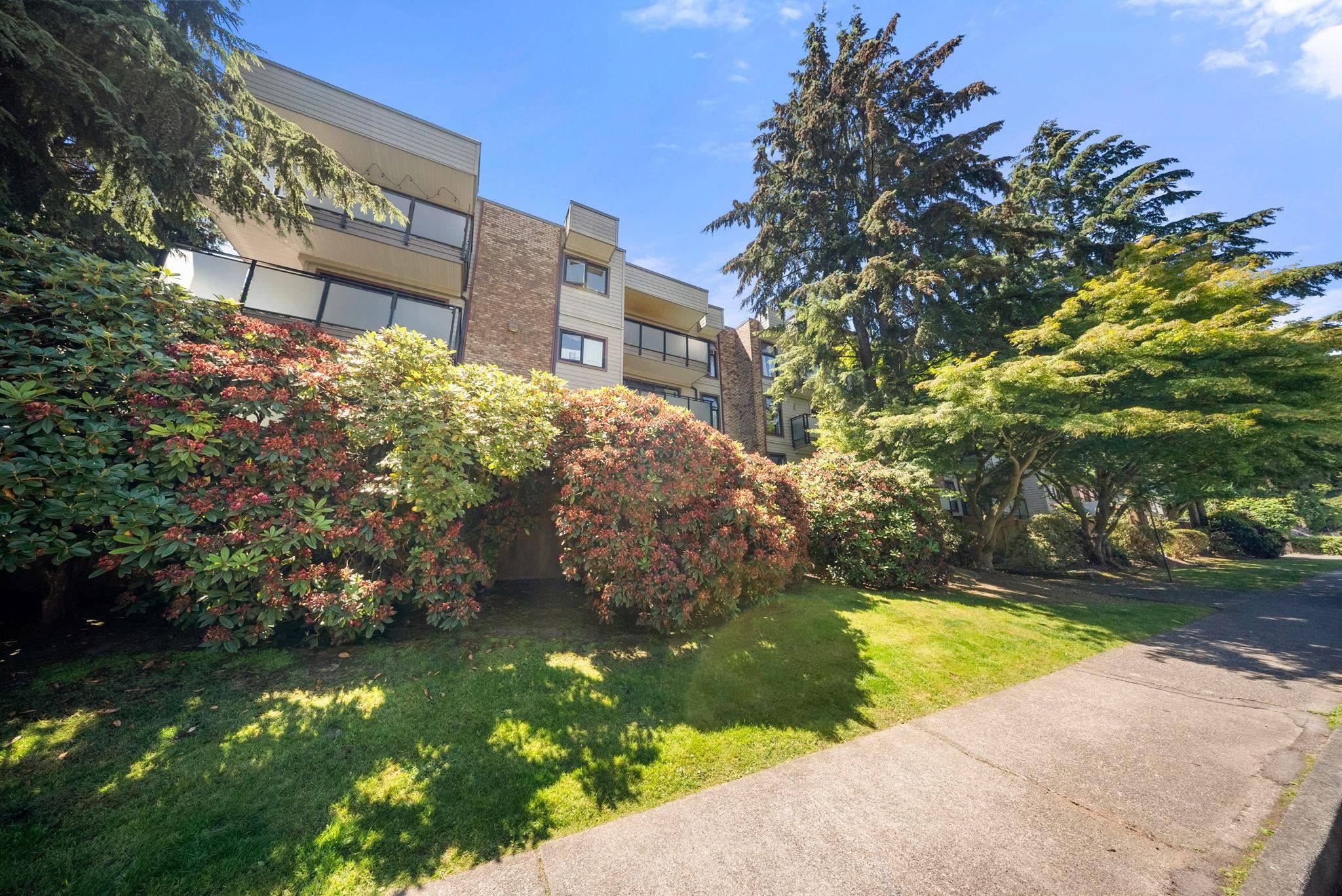 Vancouver, BC V5T 1T9,1066 8th AVE #101