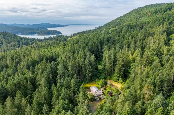 Galiano Island, BC V0N 1P0,211 Morgan RD