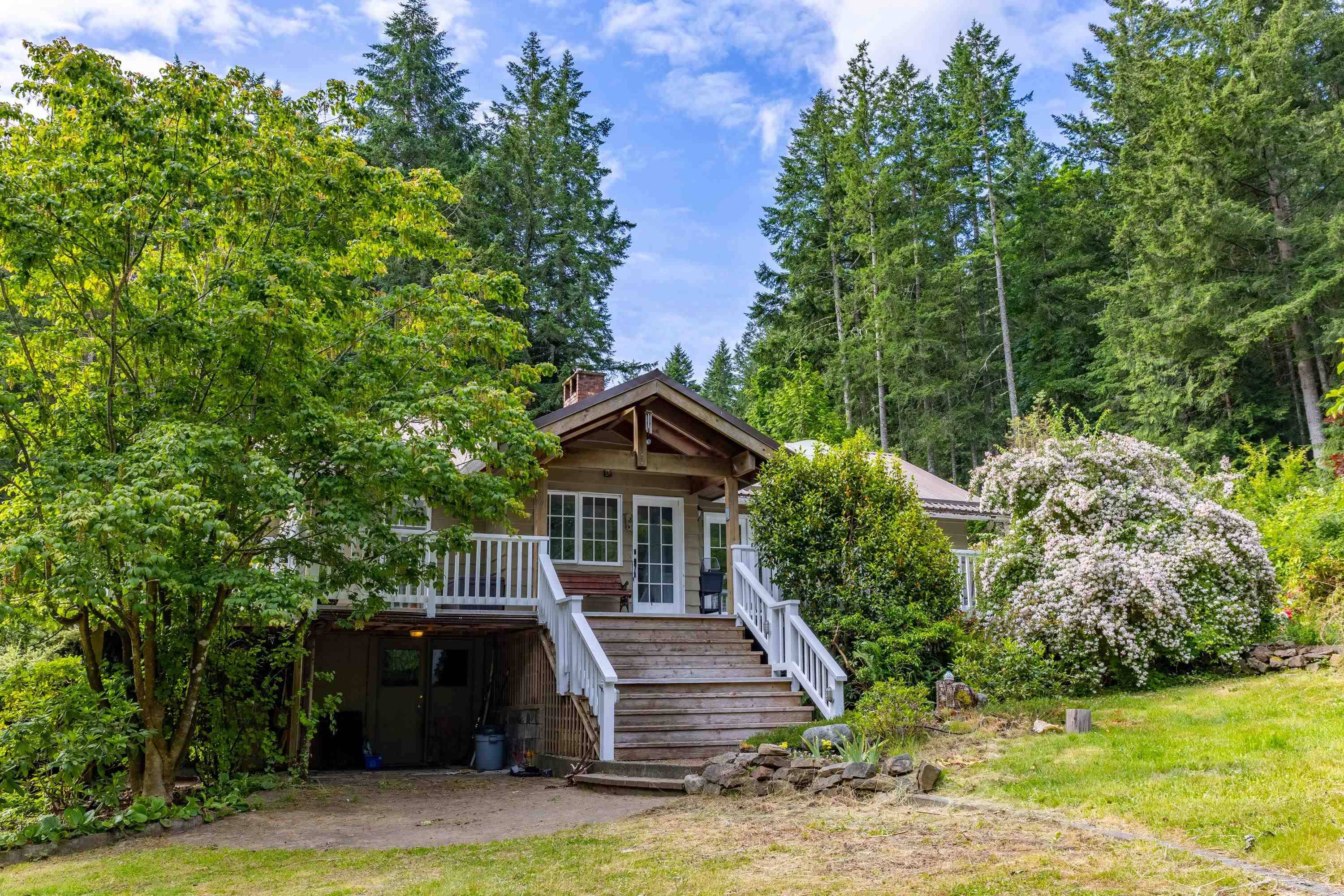 Galiano Island, BC V0N 1P0,211 Morgan RD