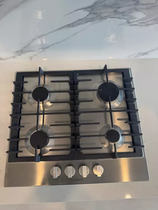 Surrey, BC V3T 0V3,13778 100 AVE #2403