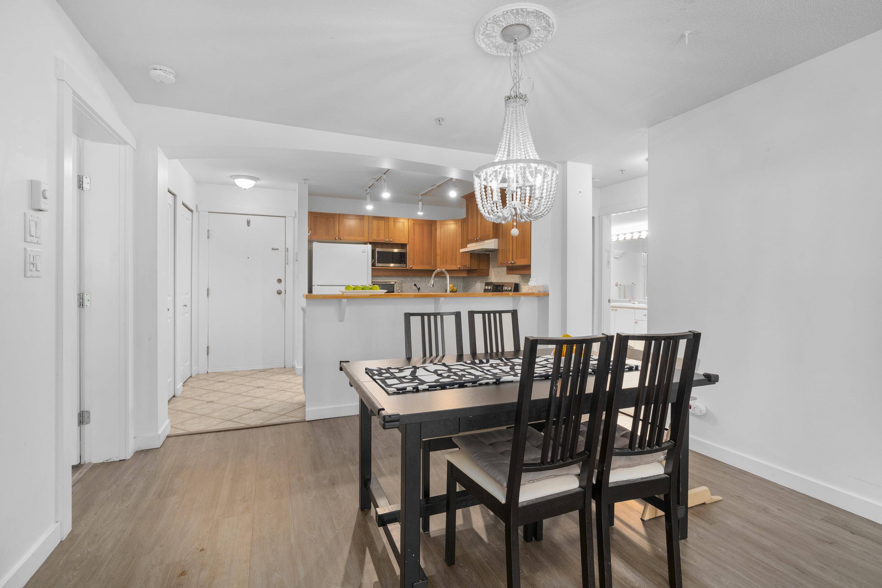 1432 Parkway BLVD #212 Coquitlam, BC V3E 3L9
