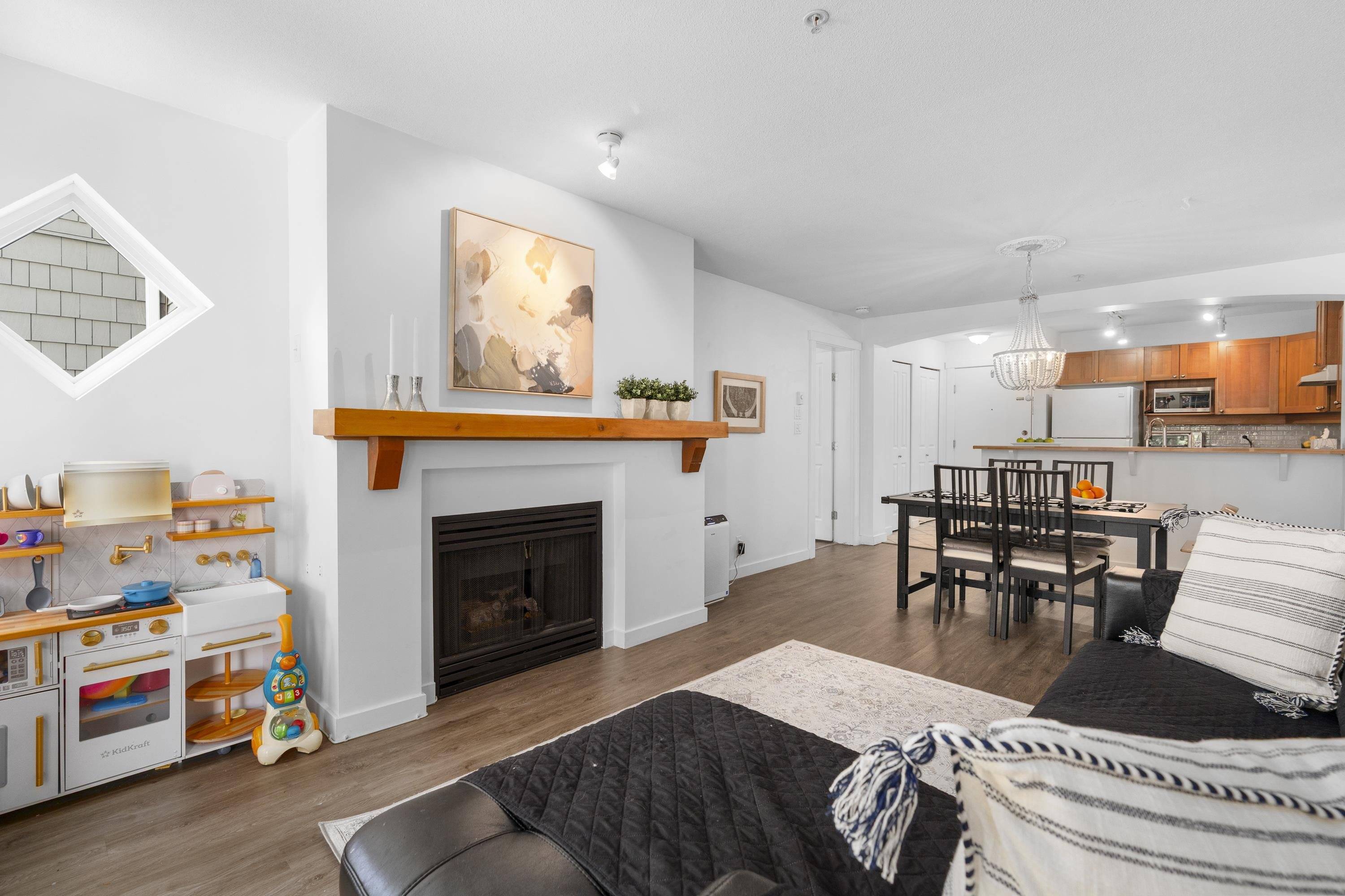 1432 Parkway BLVD #212 Coquitlam, BC V3E 3L9