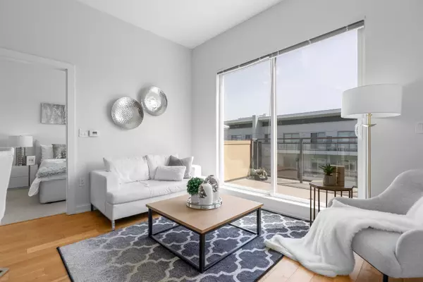 Richmond, BC V6X 0M3,5311 Cedarbridge WAY #715