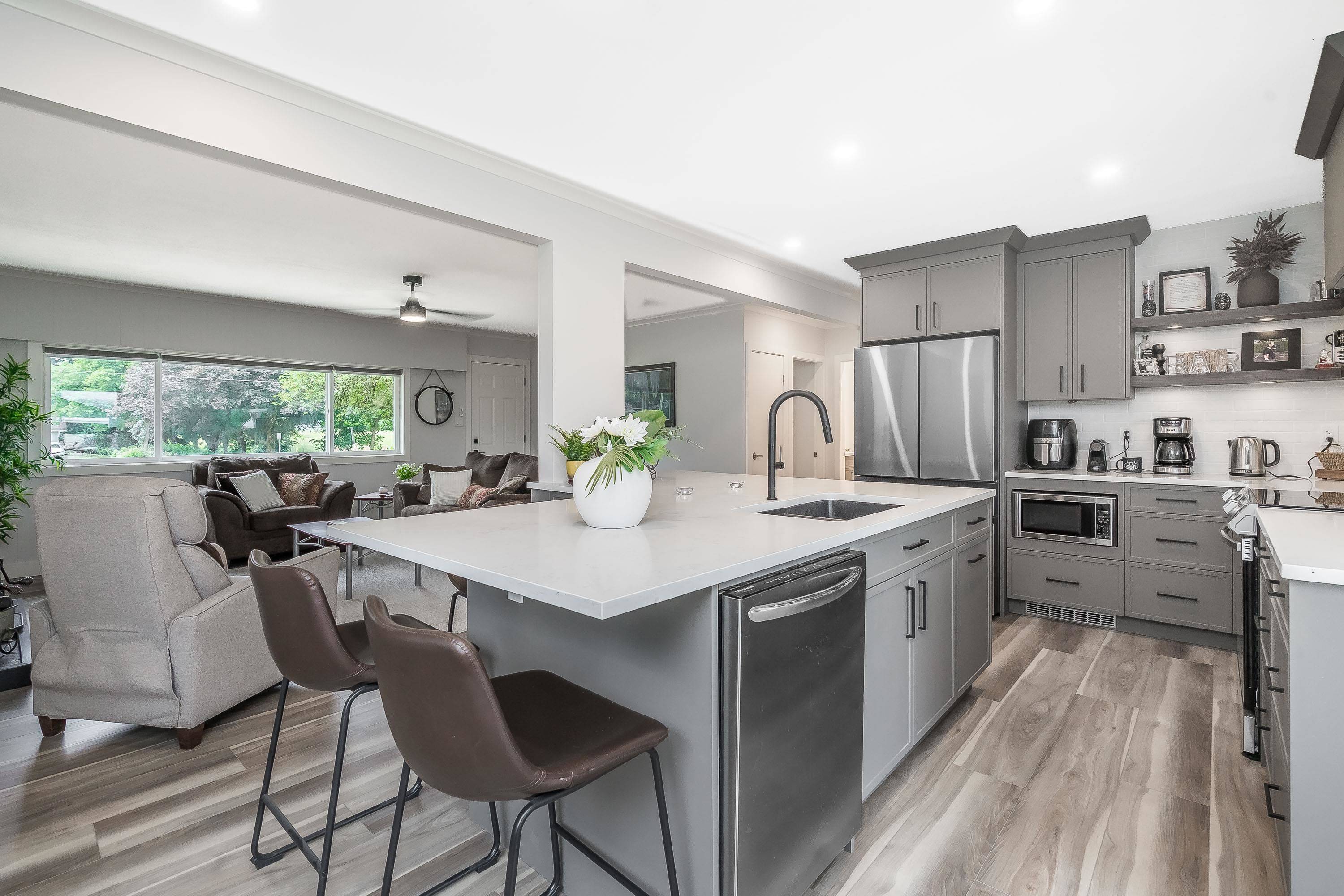 Abbotsford, BC V4X 2G8,27607 Gray AVE