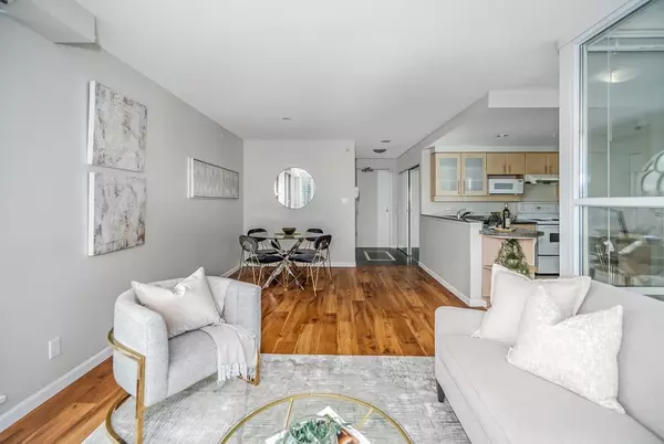 Vancouver, BC V6Z 2W4,1228 Marinaside CRES #1901
