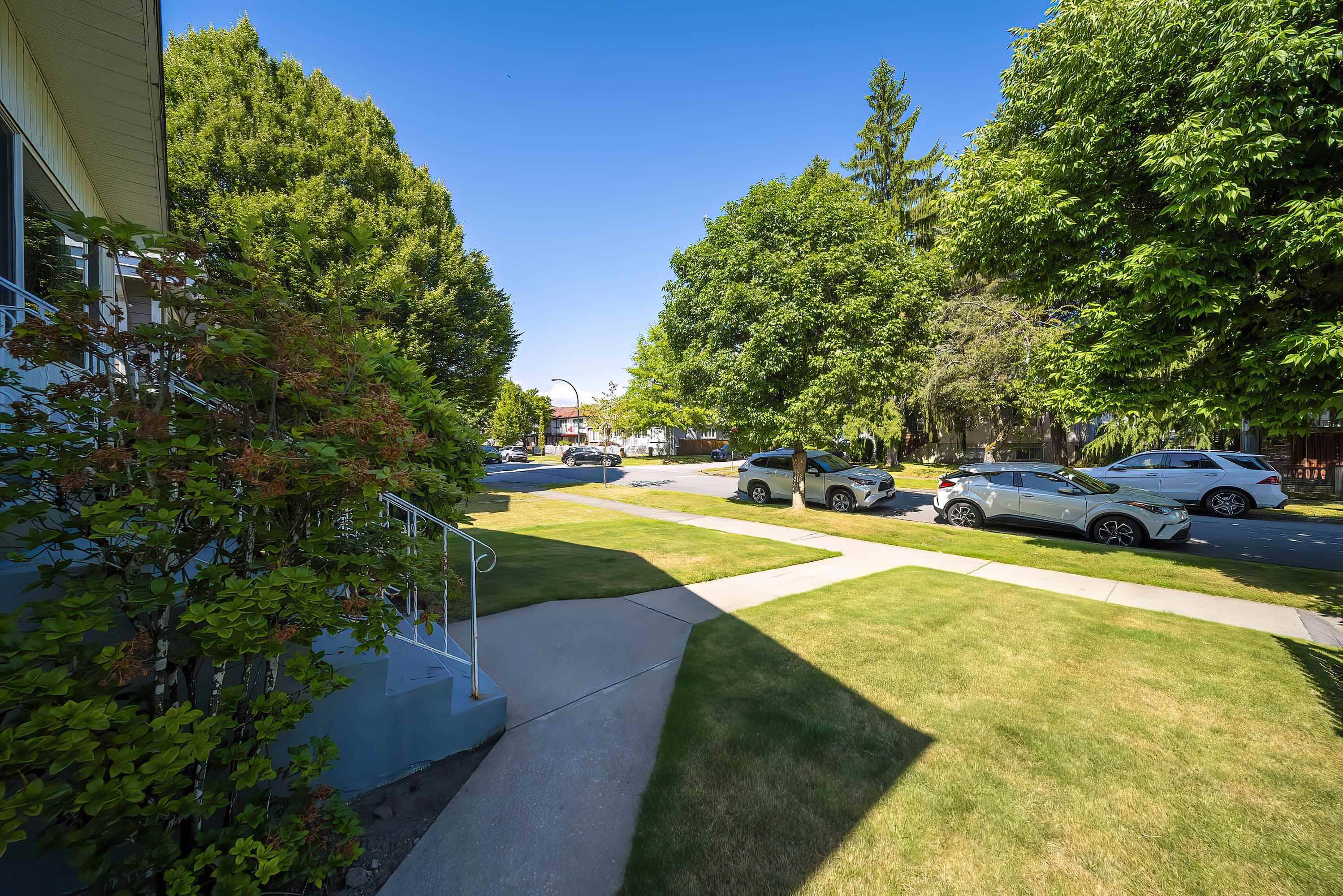 Vancouver, BC V5P 2Z5,6713 Lanark ST
