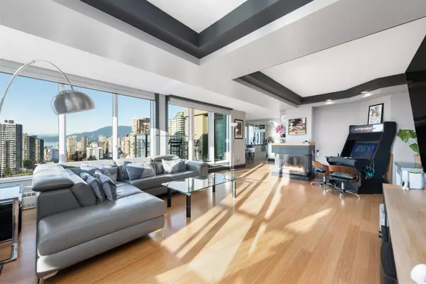 888 Pacific ST #1806, Vancouver, BC V6Z 2S6