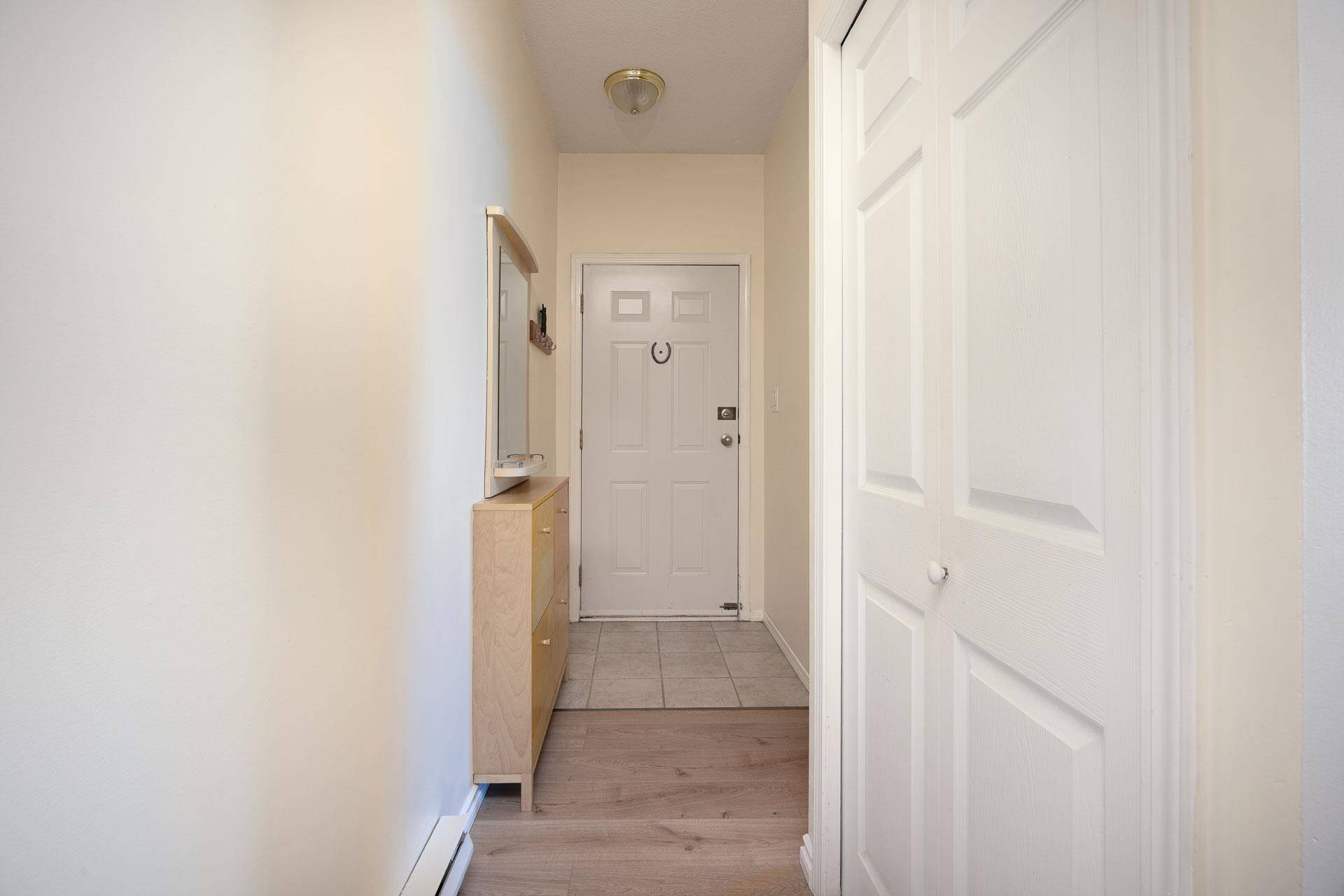 1122 O'flaherty Gate Port Coquitlam, BC V3C 6H2