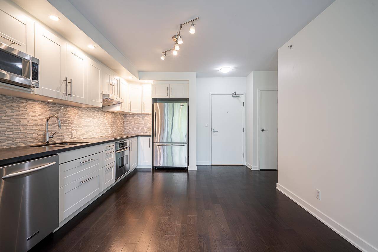 Vancouver, BC V5Z 0A3,750 W 12th AVE