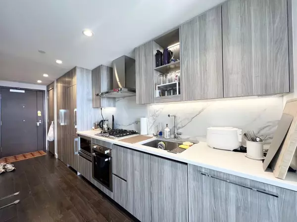 Surrey, BC V3T 0P4,9887 Whalley BLVD #1808