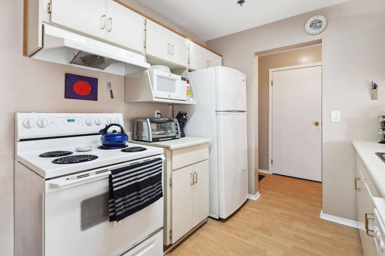 Abbotsford, BC V2S 3Z8,2130 Mckenzie RD #204