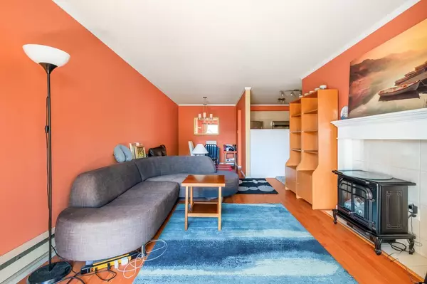 Richmond, BC V6Y 2K6,7480 St. Albans RD #222