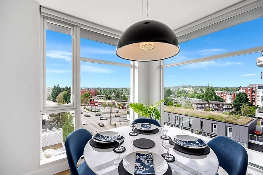 328 E 11th AVE #905, Vancouver, BC V5T 4W1