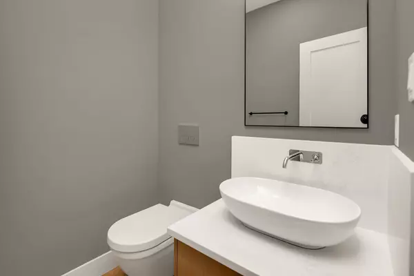 3407 Mamquam RD #11 Squamish, BC V8B 1E4