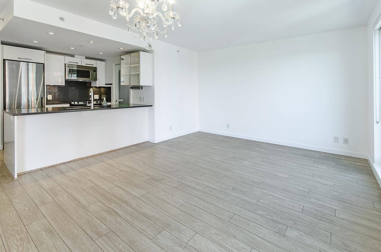 Vancouver, BC V6A 1R9,955 E Hastings ST #901