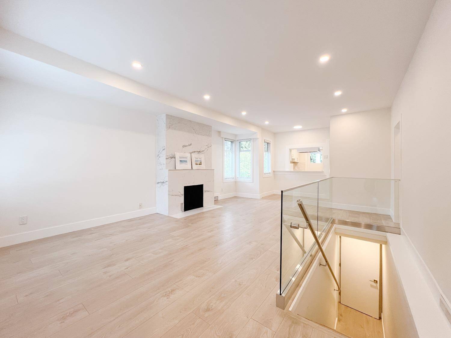 West Vancouver, BC V7T 1P1,1472 Fulton AVE