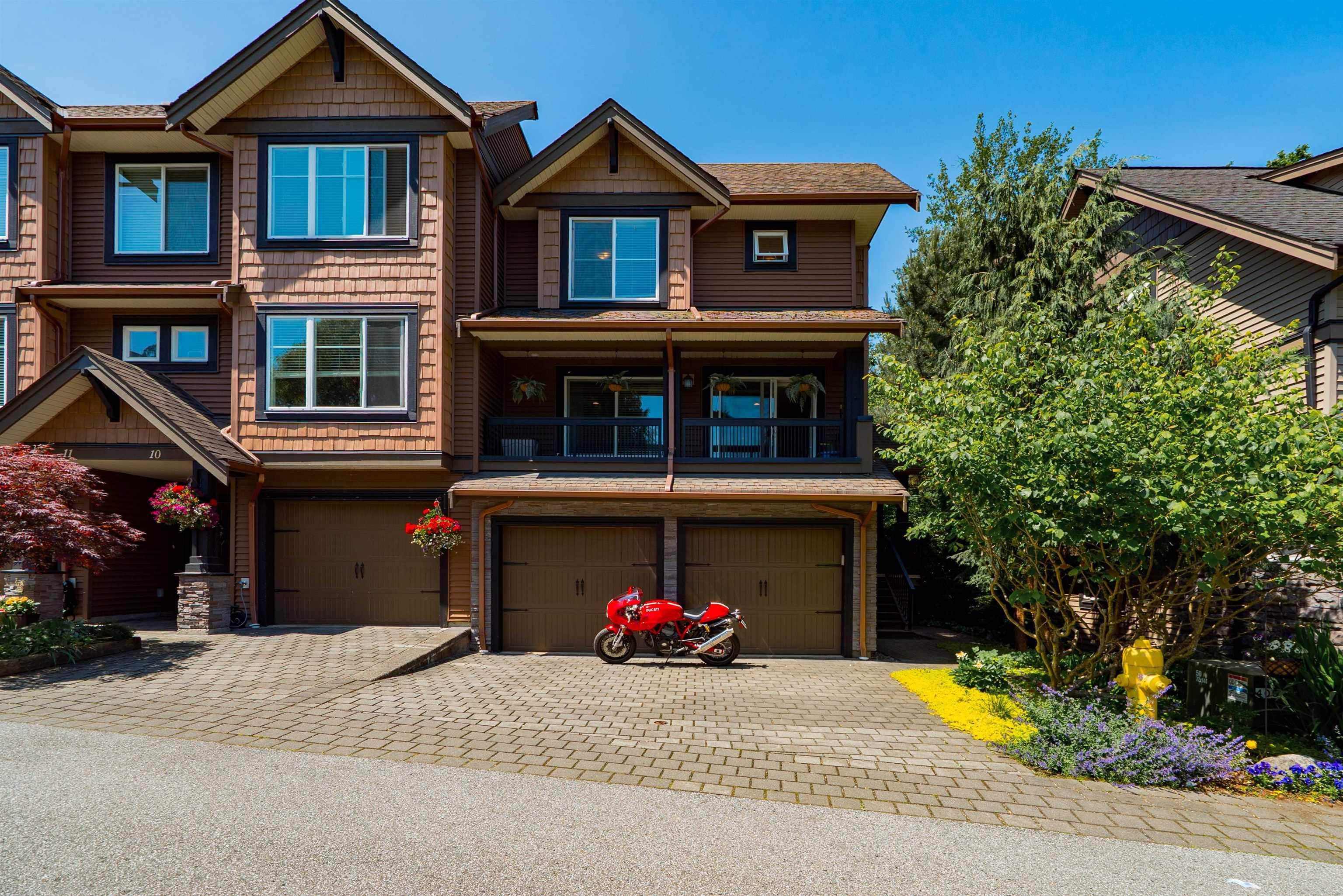 22206 124 AVE #9, Maple Ridge, BC V2X 8X1