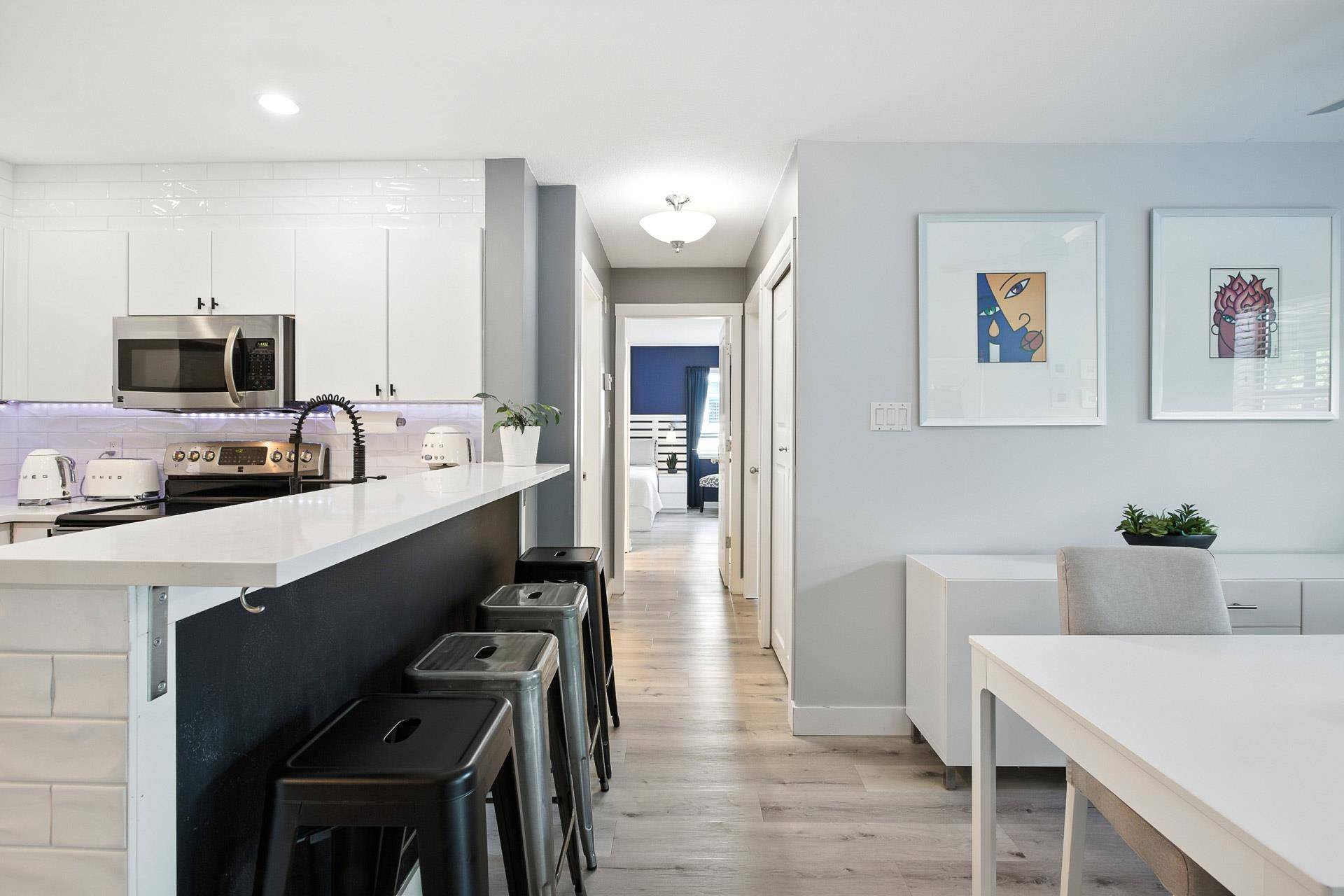 225 Newport DR #404 Port Moody, BC V3H 5H1