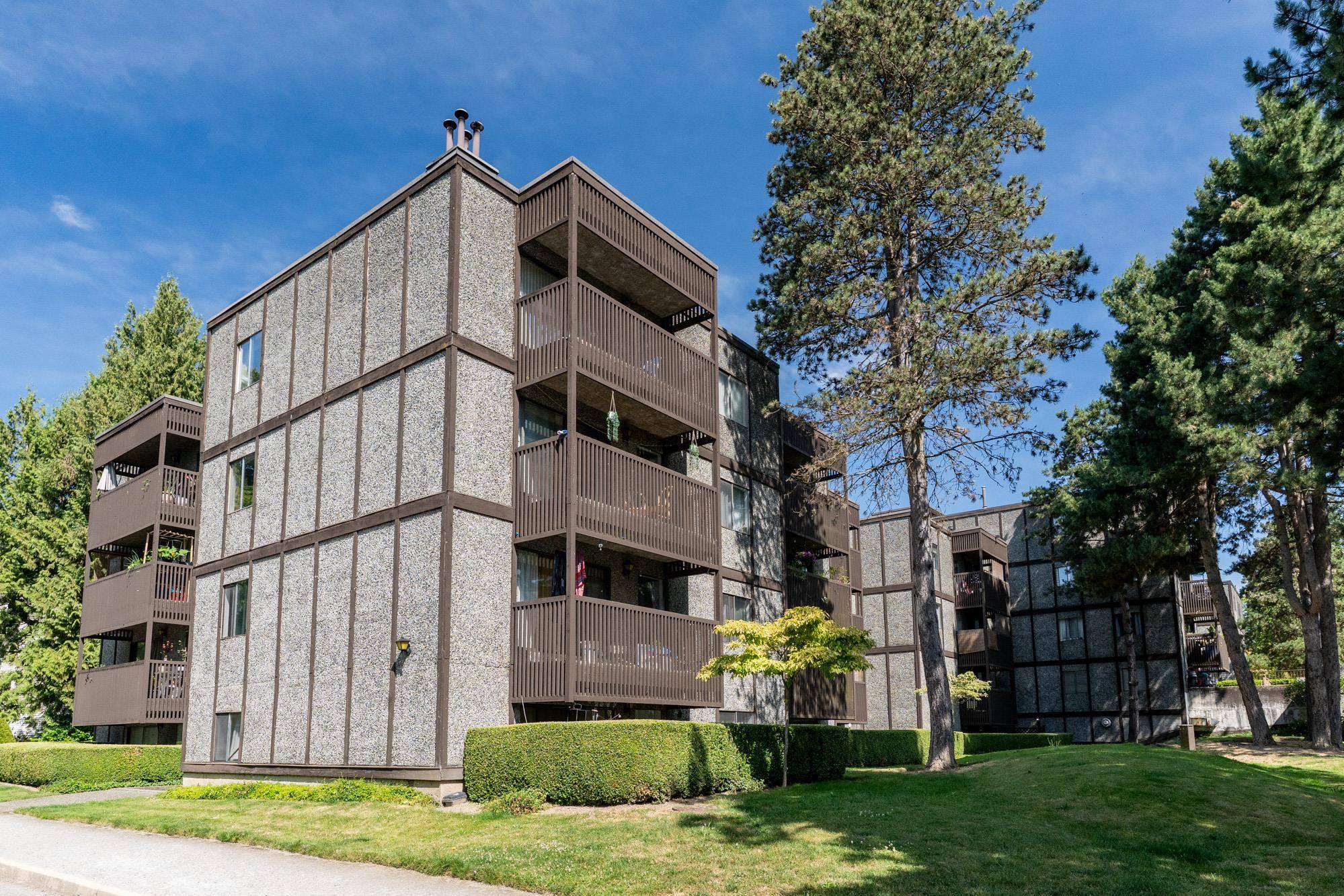 Surrey, BC V3T 5L5,9672 134 ST #314