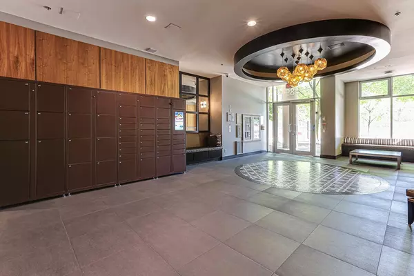 Vancouver, BC V6Z 3C2,989 Beatty ST #603