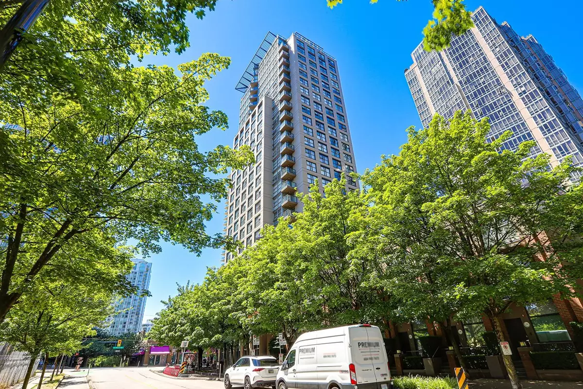 Vancouver, BC V6Z 3C2,989 Beatty ST #603
