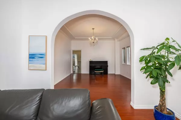 Richmond, BC V6X 3T1,12091 Mellis DR