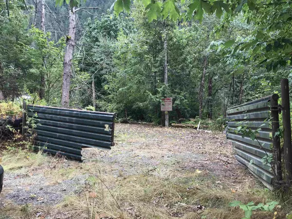 Hope, BC V0X 1L1,68451 Othello RD