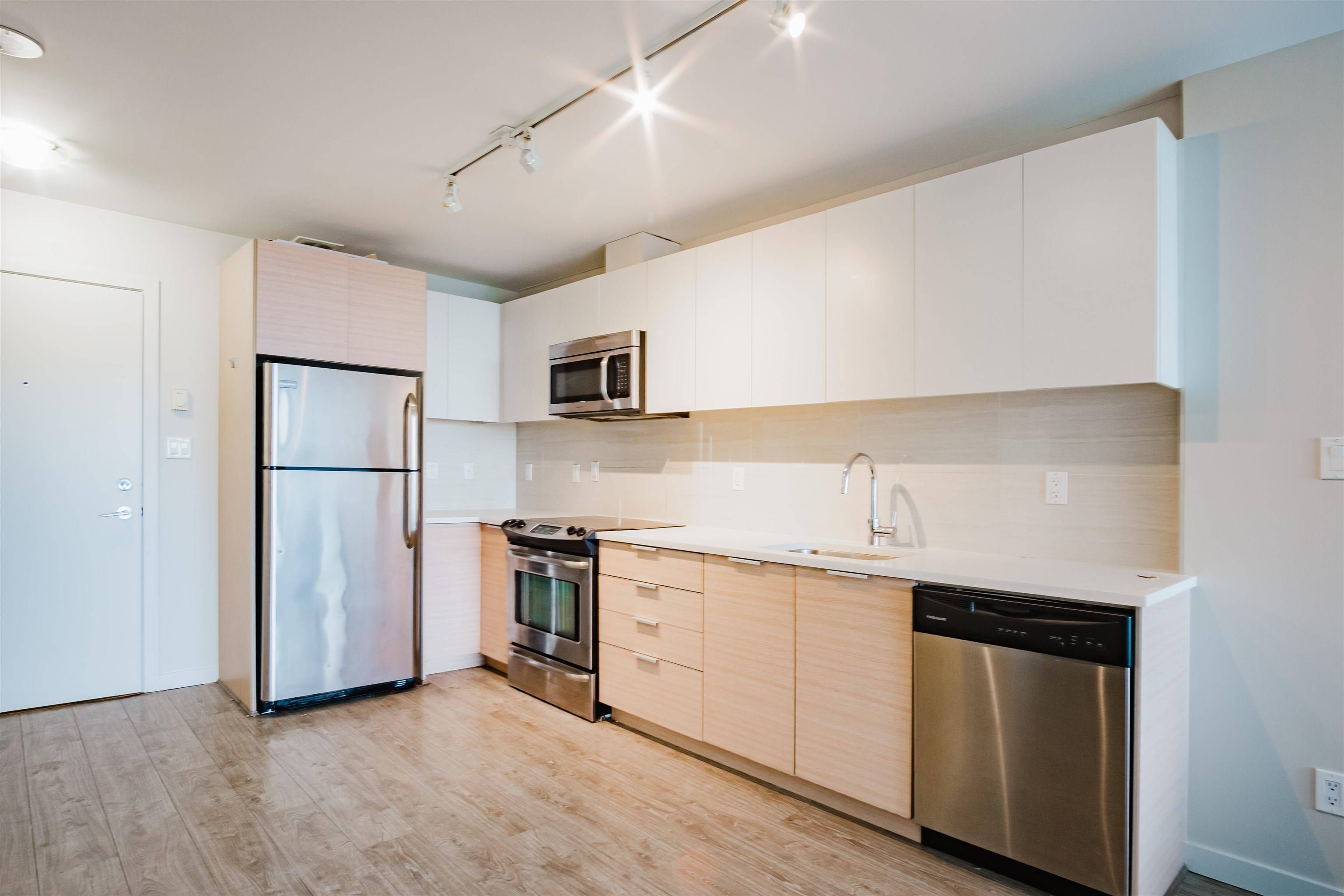 Surrey, BC V3T 0K6,13303 Central AVE #2102