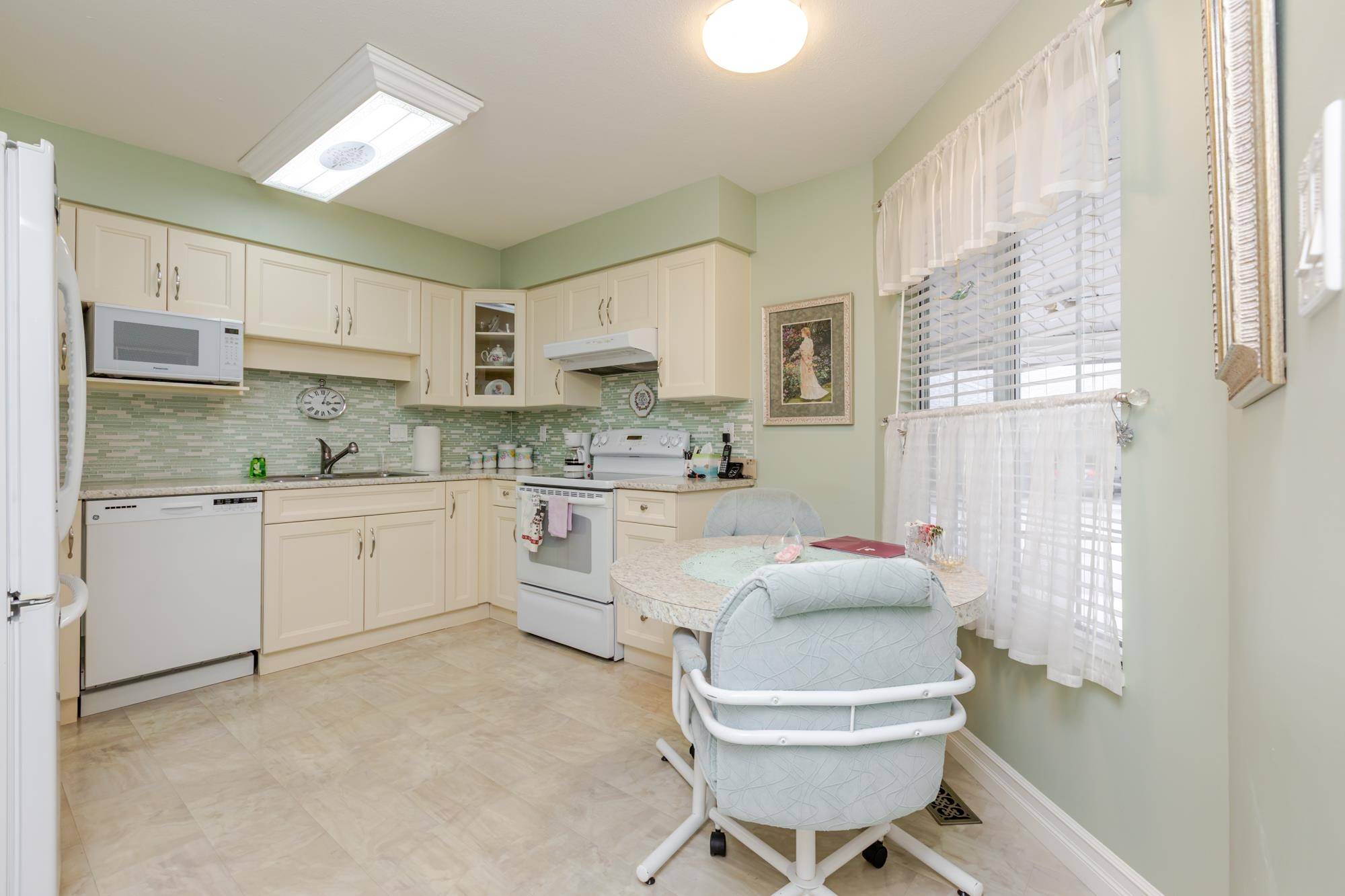 Abbotsford, BC V2S 7X8,3055 Trafalgar ST #31