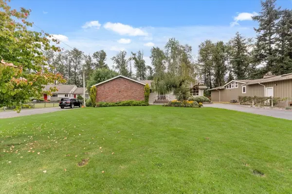 Chilliwack, BC V2R 3H4,7454 Leary CRES
