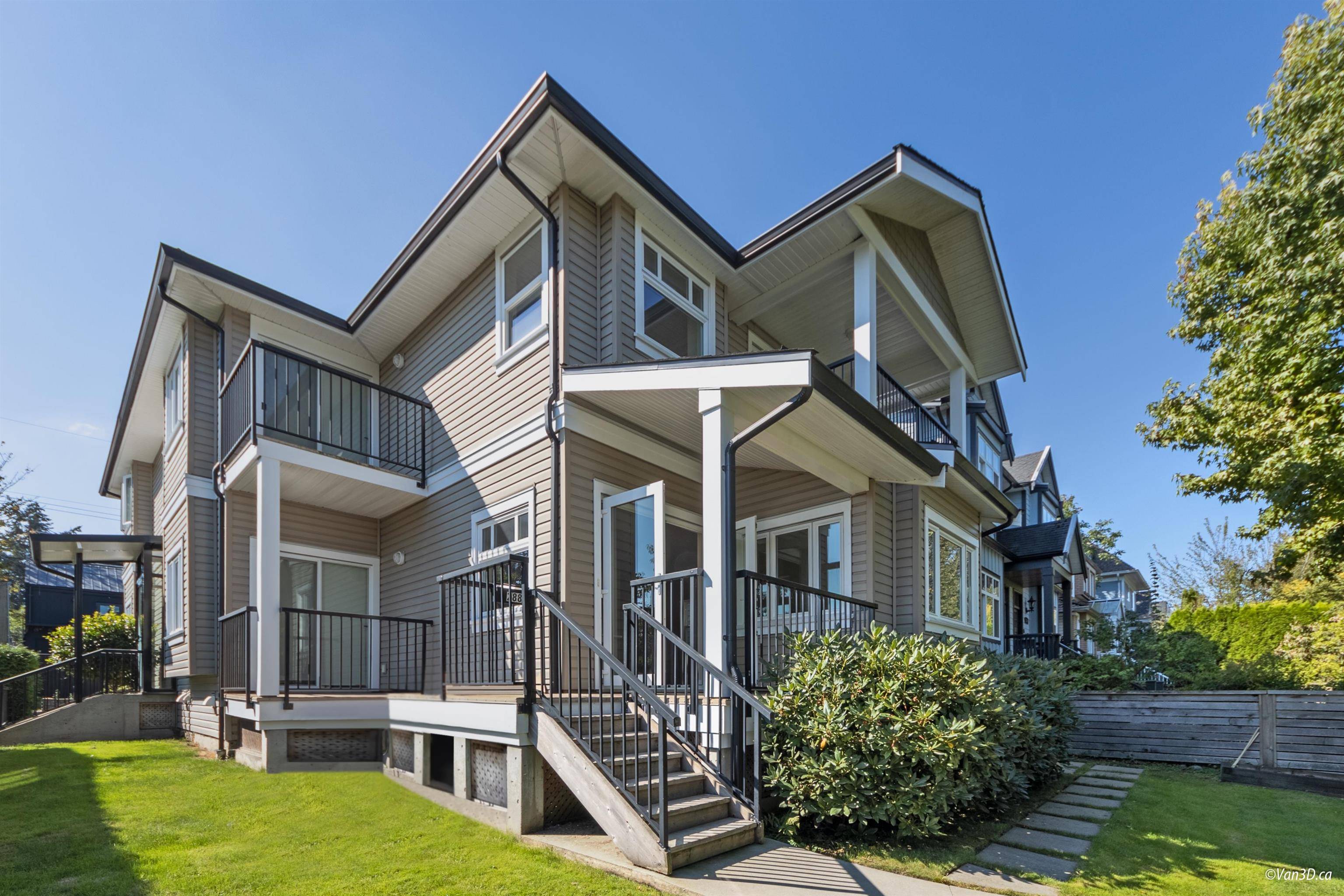 288 E 16th AVE, Vancouver, BC V5T 2T4