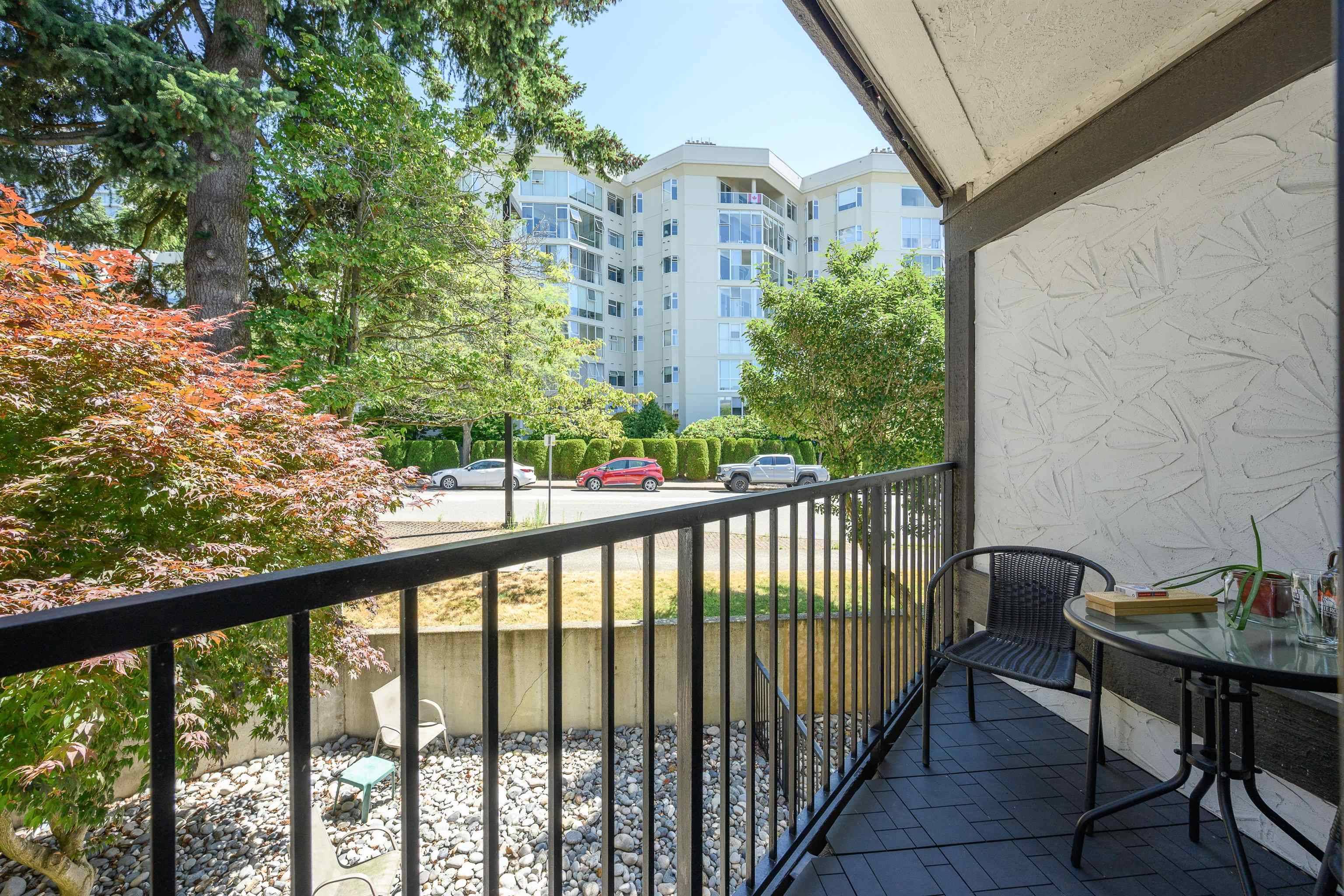 1437 Foster ST #206 White Rock, BC V4B 3X6