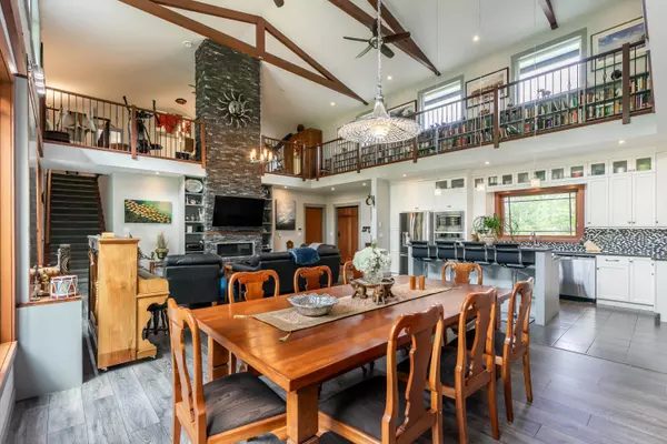 Yarrow, BC V2R 5H2,42160 Majuba Hill RD