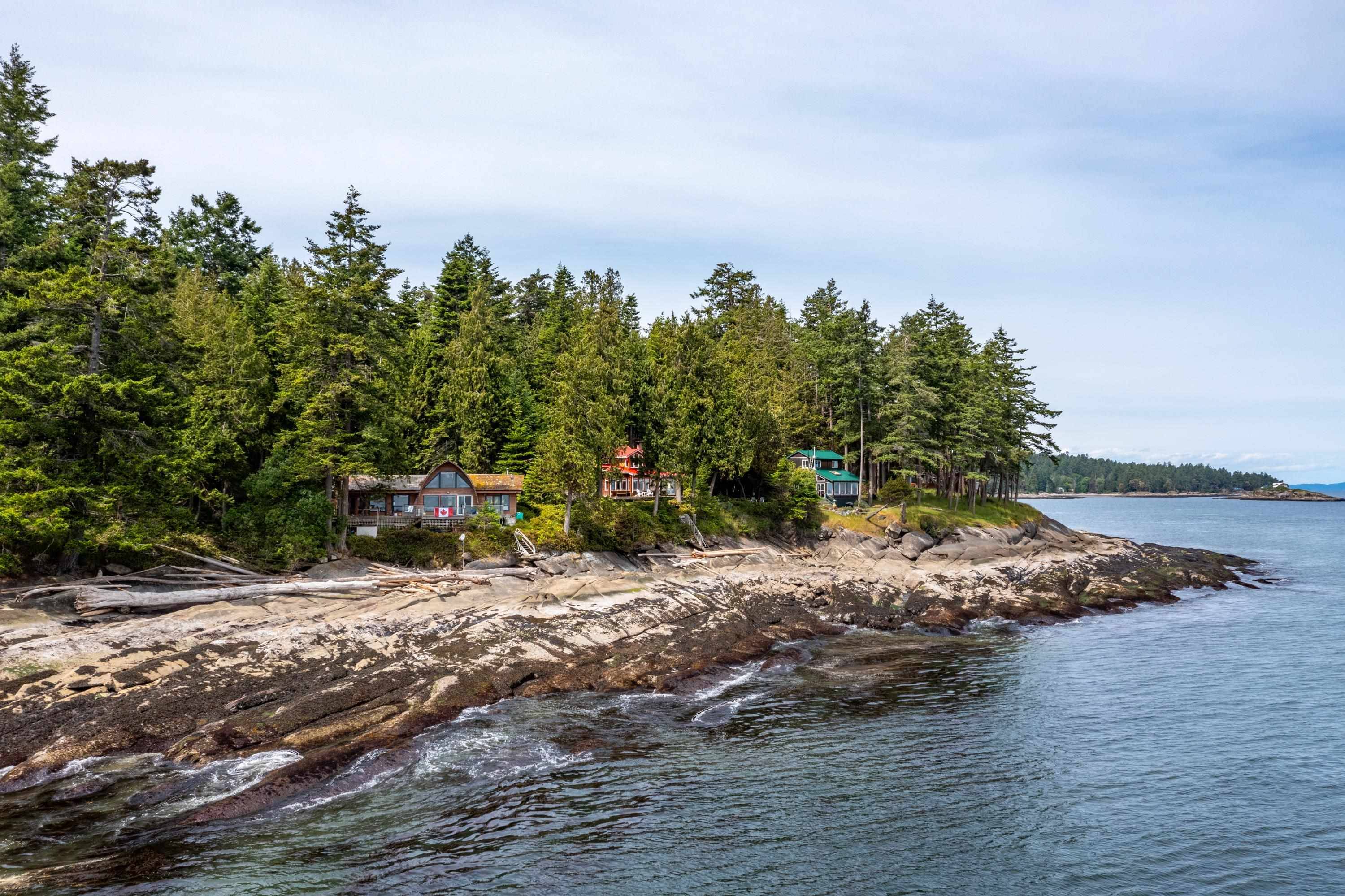 119 Island Park DR, Galiano Island, BC V0N 1P0