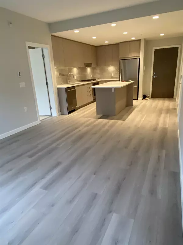 Coquitlam, BC V3J 0N4,615 Cottonwood AVE #106