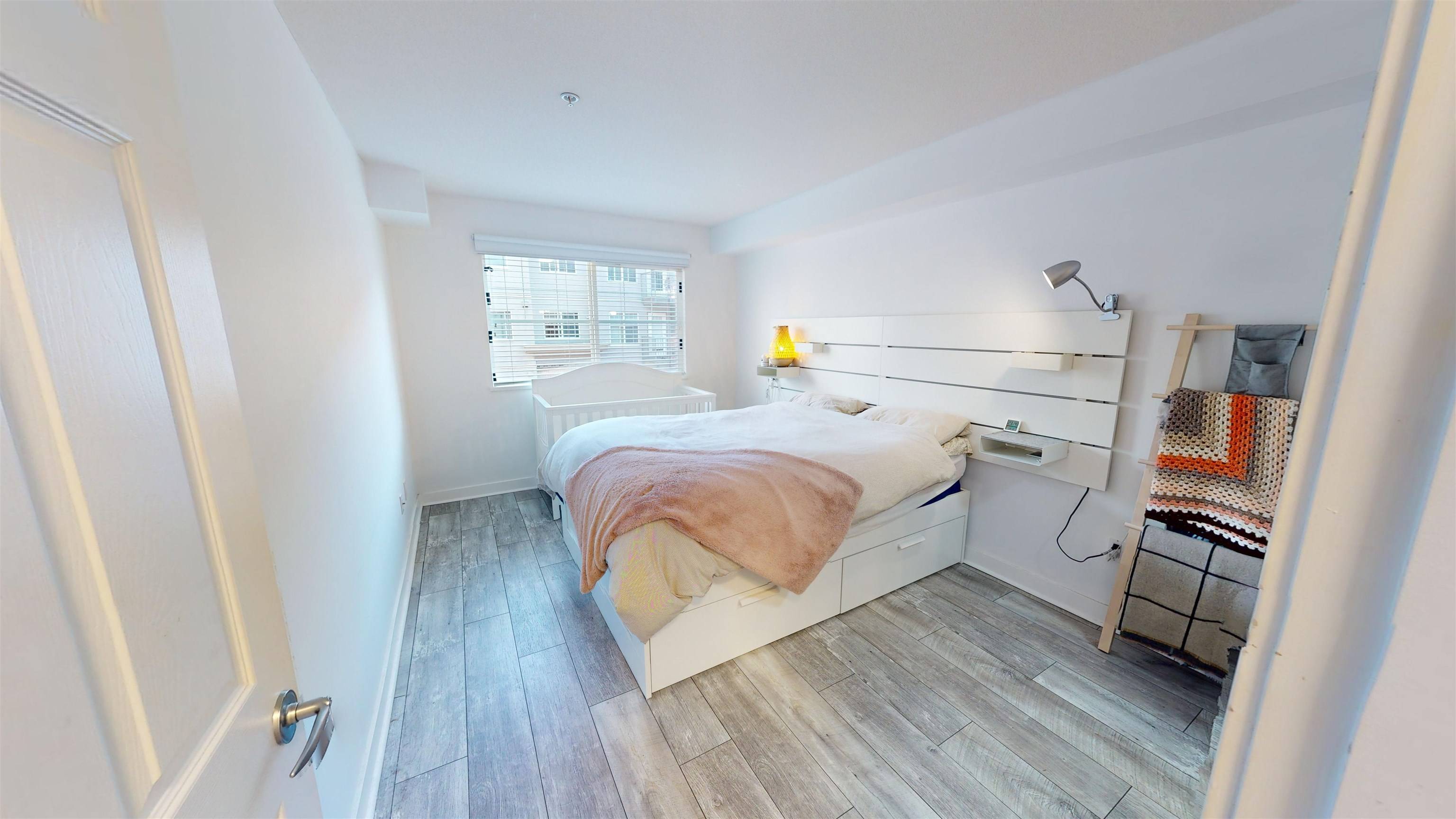 3240 St Johns ST #307 Port Moody, BC V3H 0C1