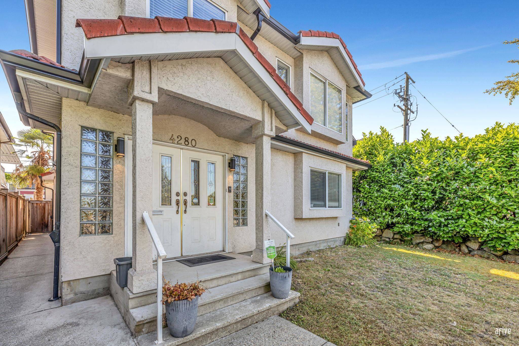 Vancouver, BC V5N 5H8,4280 Nanaimo ST