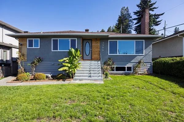 4599 Sunland PL, Burnaby, BC V5J 3A3