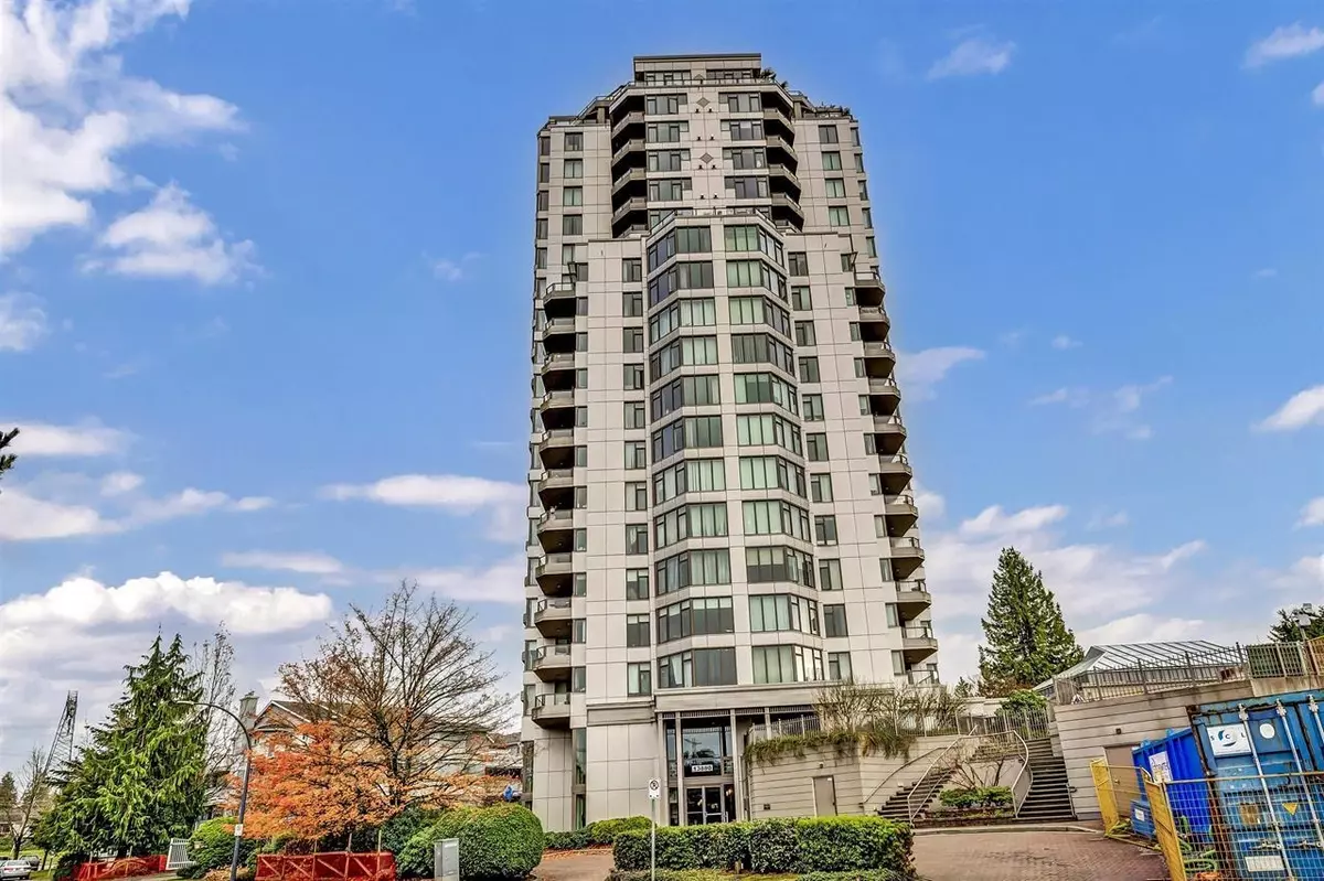 Surrey, BC V3T 5T1,13880 101 AVE #L02