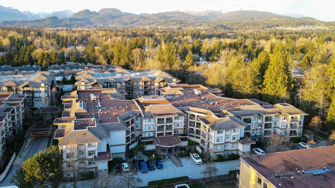 12248 224 ST #222, Maple Ridge, BC V2X 6B8