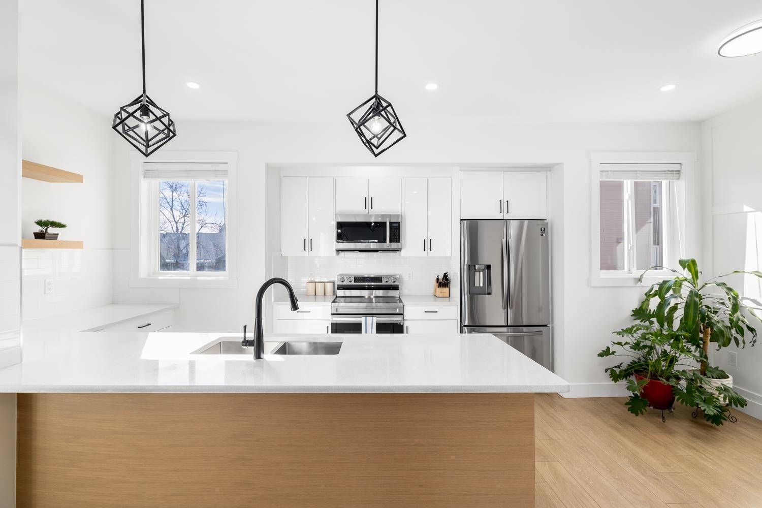 5780 174 ST #5 Surrey, BC V3S 7K3