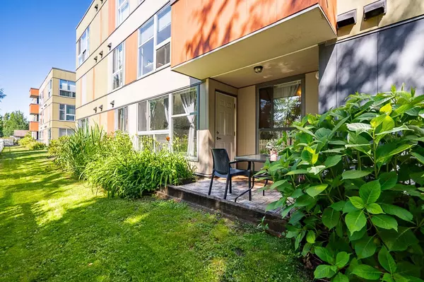 Maple Ridge, BC V2X 6M2,12075 228 ST #108