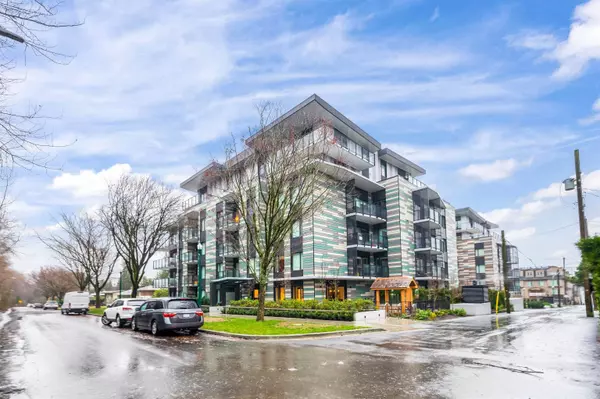Vancouver, BC V5X 1V5,488 W 58th AVE #207