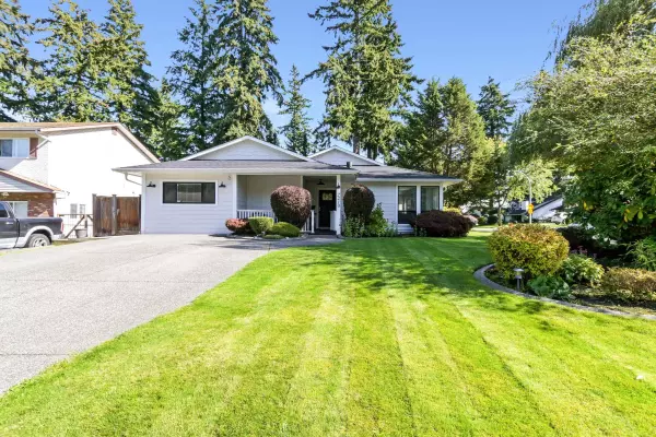 2210 153 ST, Surrey, BC V4A 4R2