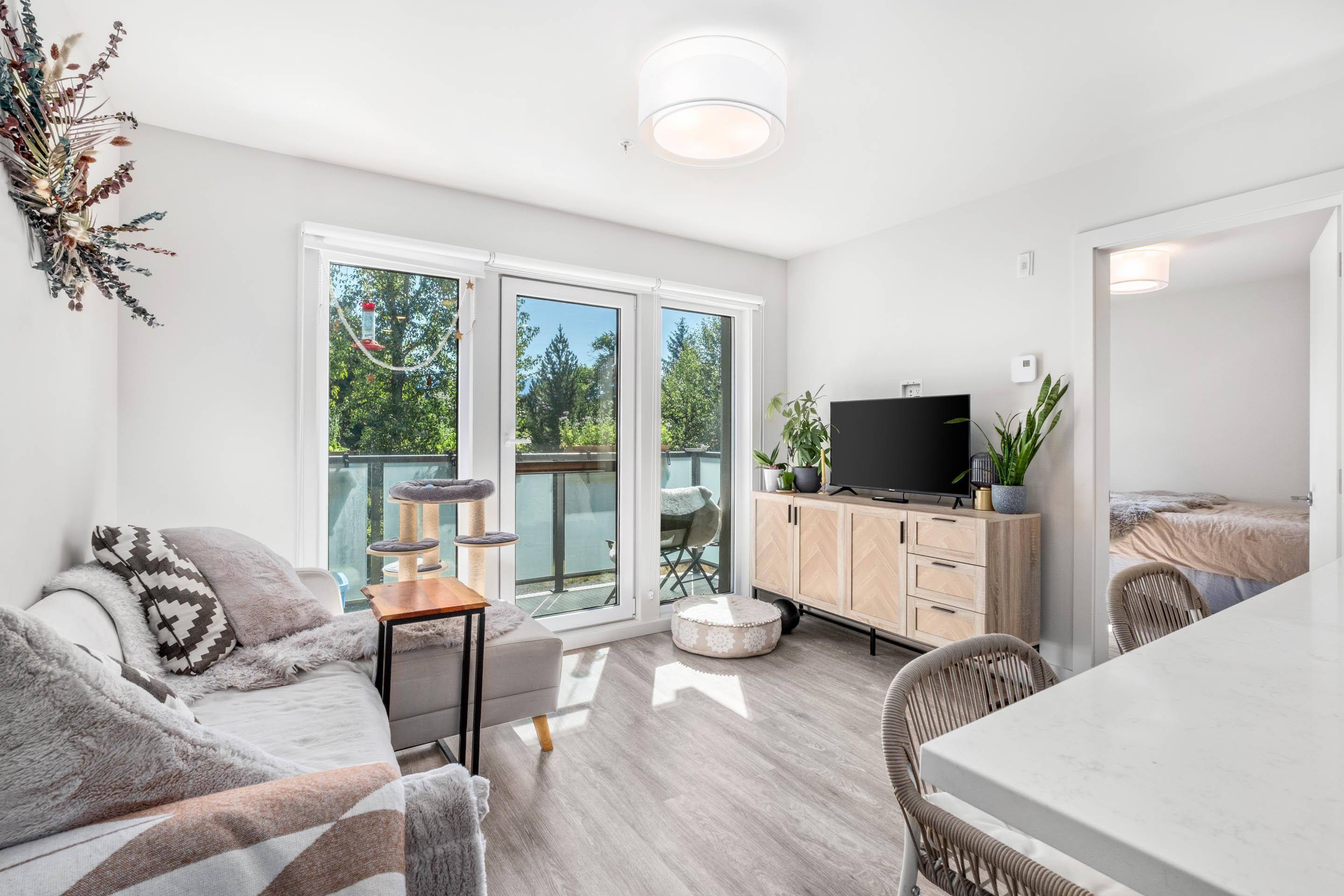 Pemberton, BC V0N 2L1,7350 Crabapple CT #113