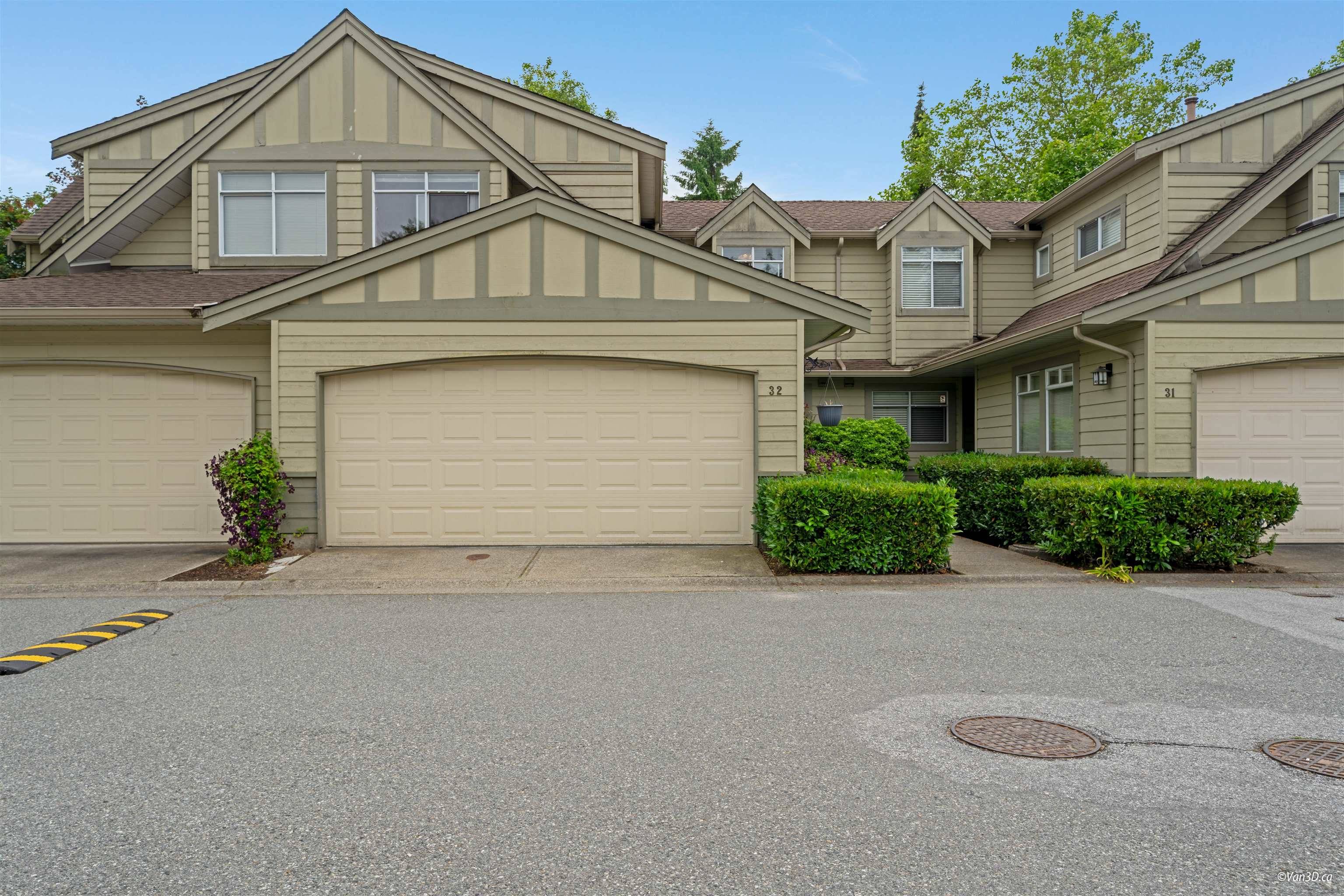10238 155a ST #32, Surrey, BC V3R 0V8