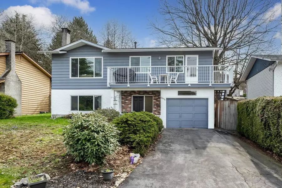 13414 113 AVE, Surrey, BC V3R 2H6