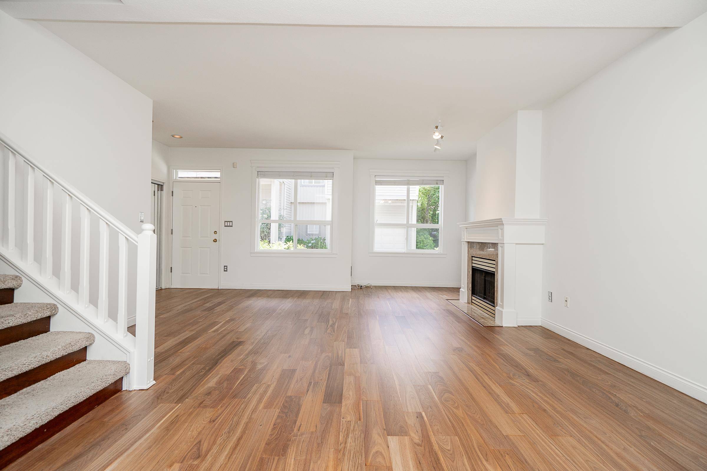 1465 Parkway BLVD #209 Coquitlam, BC V3E 3E6