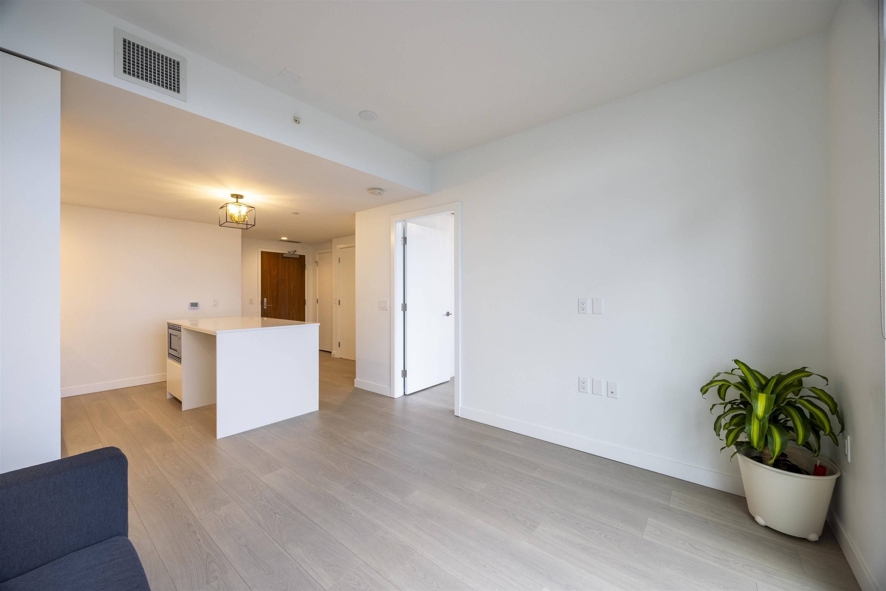 6537 Telford AVE #3408 Burnaby, BC V5H 0K9