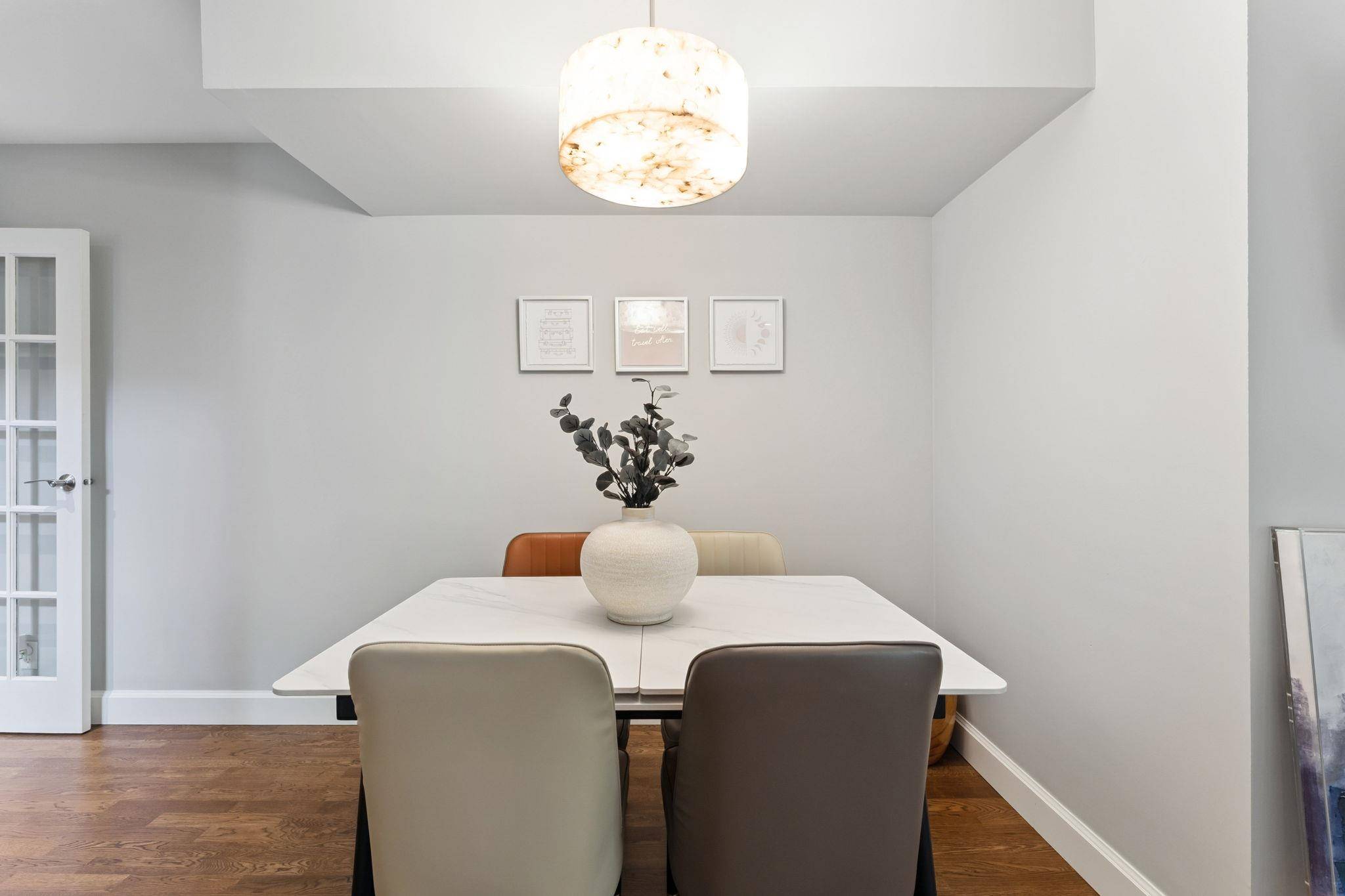 3349 Mountain HWY North Vancouver, BC V7K 2H4